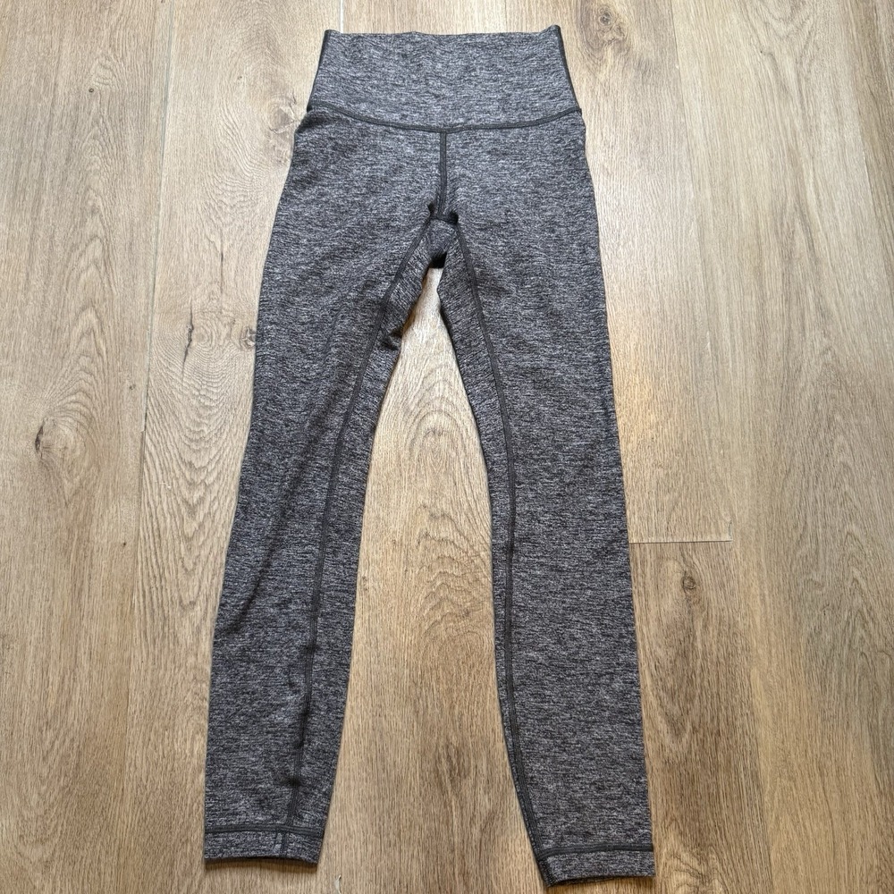 Lululemon Athletica Women's Wunder Under 26" Leggings Heathered Gray Size 2 Yoga